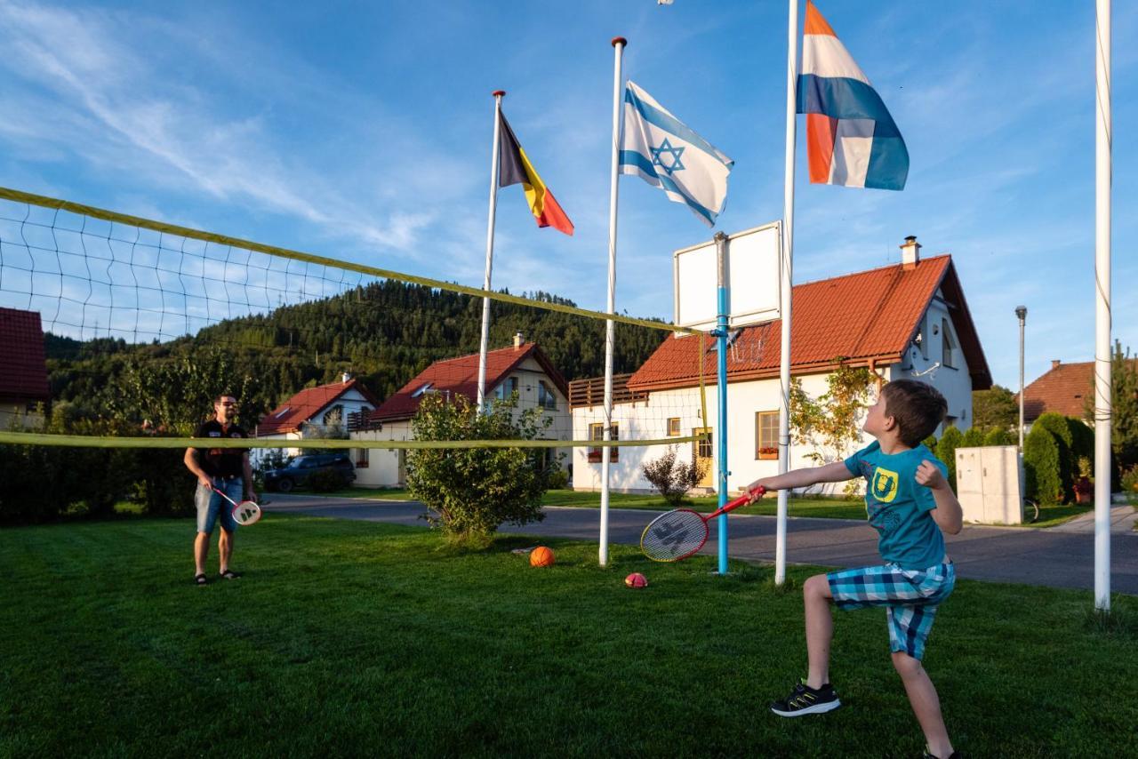 Villapark Vlasky Bešeňová Buitenkant foto