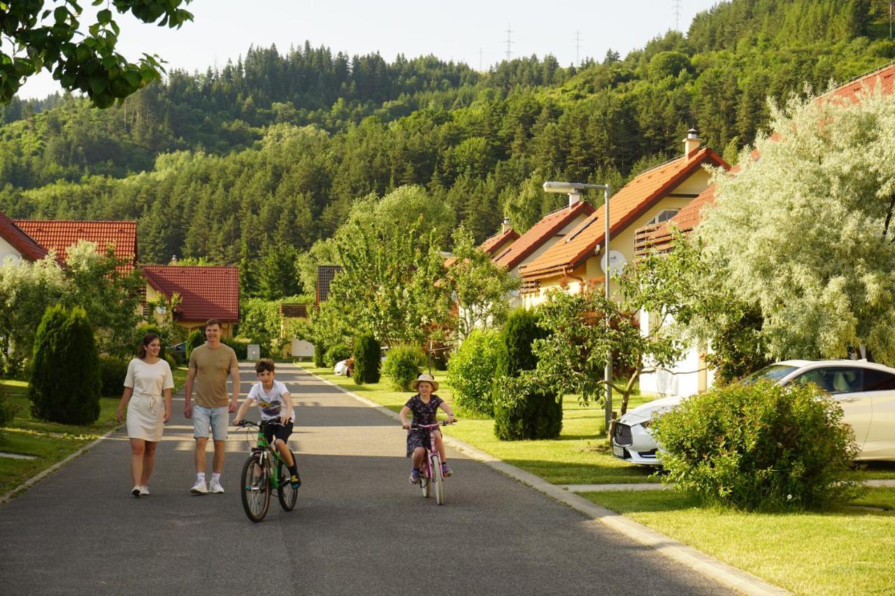 Villapark Vlasky Bešeňová Buitenkant foto