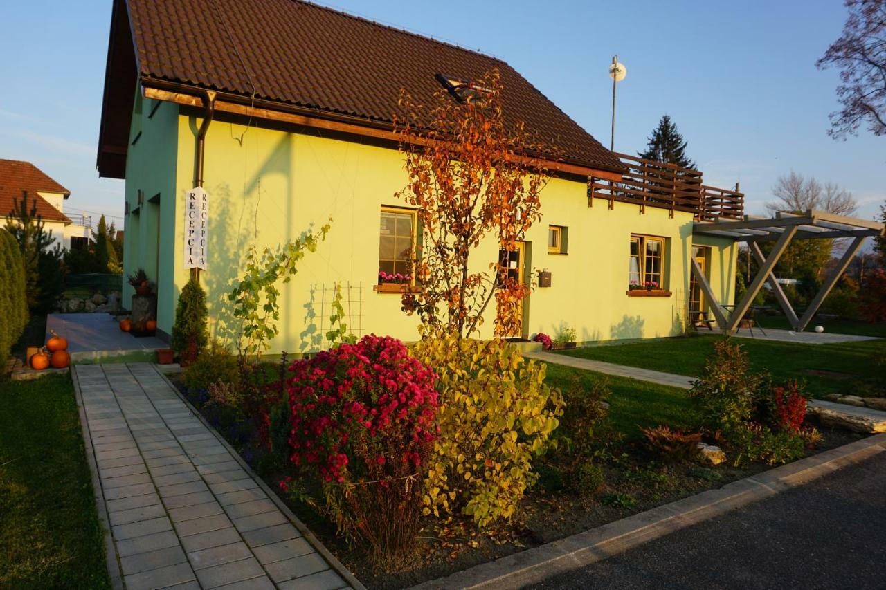 Villapark Vlasky Bešeňová Buitenkant foto